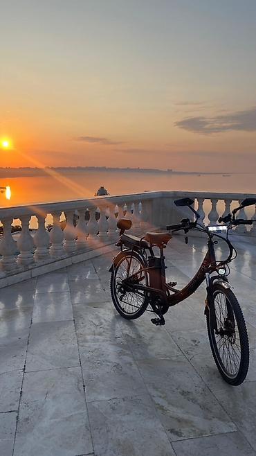 vele: Elektrikli velosiped. 30-40km yol qet ede bilir Qiymetde razılaşmax — 5