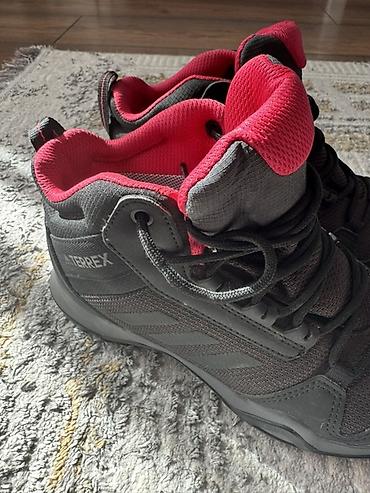 air jordan 35: Adidas Terrex — одевала один раз - Верх: износостойкий синтетический — 1
