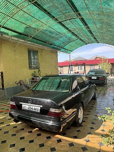 кулиса 124: Mercedes-Benz W124: 1994 г., 2.2 л, Бензин, Седан — 4