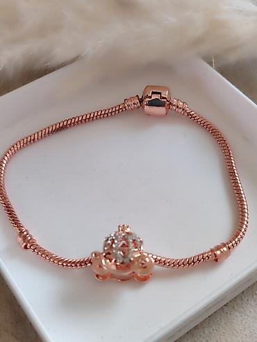 ceger torba pepco: Narukvica u rose gold boji sa priveskom - Elegantna “snake chain” — 1