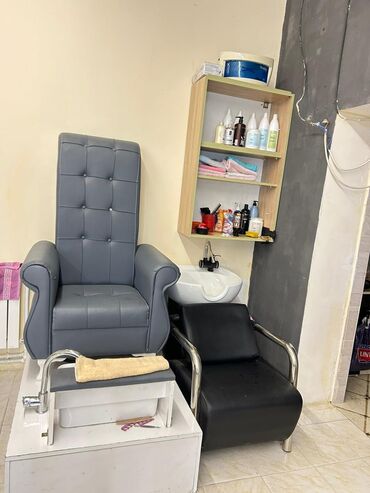 Salon, tibbi kreslolar: İşlənmiş