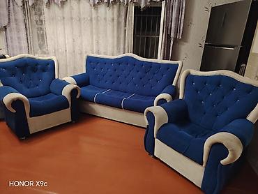 Klassik üslubda 3 hissəli yumşaq mebel dəsti - Komplekt: 3 nəfərlik
