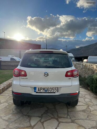 Volkswagen: Volkswagen Tiguan: 1.4 l. | 2010 έ. SUV/4x4 — 5