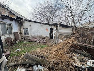 Продажа времянок: Срочно продаётся пристроенная времянка в центре города, район — 16