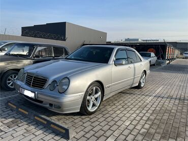Mercedes-Benz E-Class: 2002 г., 2 л, Автомат, Бензин, Седан