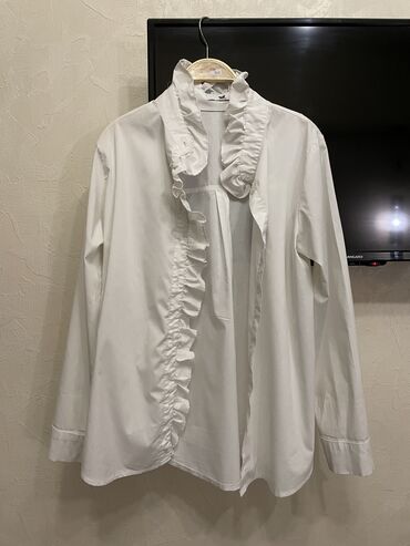 белая рубашка женская: Блузка