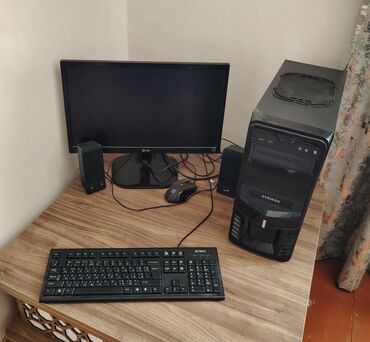 intel core i3: Salam Komputer Çox Yaxşı Vəziyətdədir. Hərşeyi Zavoddur Blomlarıda