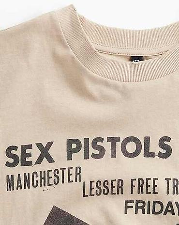 футболка acdc bershka: Футболка унисекс с принтом Sex Pistols Покупалась в Германии в H&M — 5