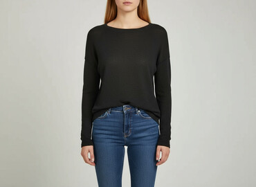 Swetry: Sweter damski, rozmiar S