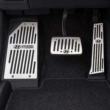 pedallar: Hyundai üçün pedal üzlükləri dəsti — 3 ədəd Hyundai loqolu, gümüşü — 2