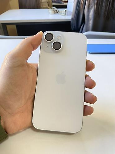 Apple iPhone: IPhone 15, Göy — 1