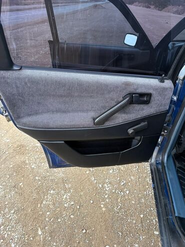 Volkswagen: Volkswagen Passat Variant: 1991 г., 1.8 л, Механика, Бензин, Универсал — 8