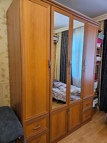 Dolab tecili satılır 120 azn.Qiymet sondu.Ünvan Bakıxanov.Ayla91
