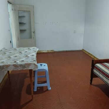 Uzunmüddətli kirayə mənzillər: Yasamal, Şərif-zadə, ASAN xidmətin yanı, 5/4,orta blok, orta təmirli 1 -da lalafo.az — 2 Uzunmüddətli kirayə mənzillər: Yasamal, Şərif-zadə, ASAN xidmətin yanı, 5/4,orta blok, orta təmirli 1 — 2