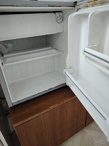 islenmis soyducu: Rainford mini soyuducu - Kompakt masaüstü dizayn: ofis, yataq otağı — 2