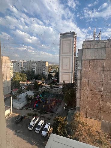 700: 1 комната, 44 м², Улан мкр Элитка, 8 этаж, Требуется ремонт — 3