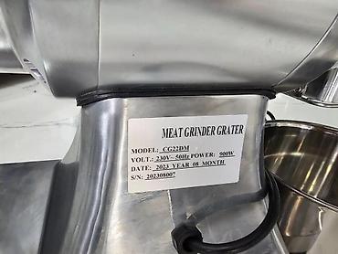 Мясорубки: Ətçəkən Pendir ve Ətçəkən maşın Model: CG22DM Güc 900 watt Volt — 1