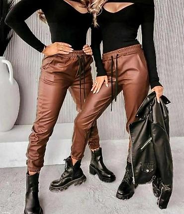 kozne pantalone zara: Pantalone
Eko koža
2.500 dinara — 2