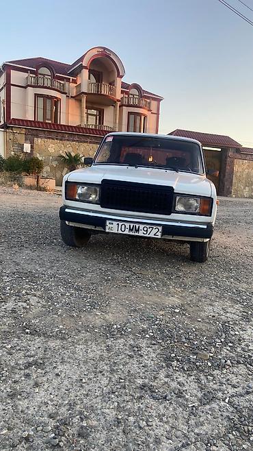 jiquli mosdu: VAZ (LADA) 2107: 1.6 l | 2004 il 100 km Sedan — 5