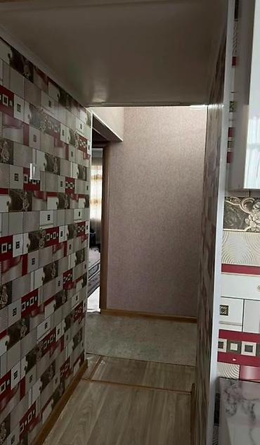 105: 2 комнаты, 47 м², 7 мкр 105 серия, 9 этаж, Косметический ремонт — 3