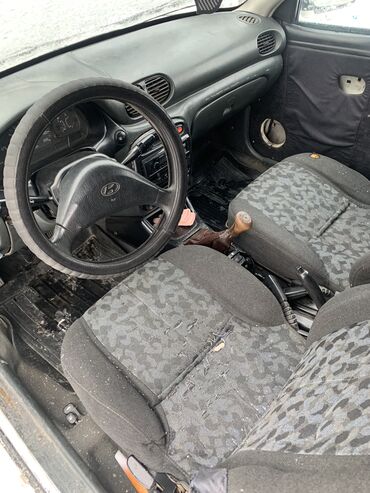 Hyundai: Hyundai Accent: 1996 г., 1.6 л, Механика, Бензин — 6