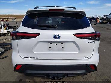 highland: Toyota Highlander: 2022 г., Автомат, Гибрид — 6