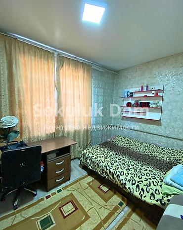 Продажа квартир: 3 комнаты, 60 м² — 4