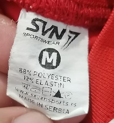 Sportswear: Crvena sportska majica dugih rukava SVN7 (Sportswear), model sa logom — 4