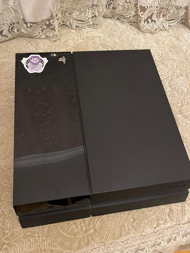 irşad gence: Ps 4 fat 500gb çox az işlenmiş, heç bir problemi yoxdu içi bele tozlu