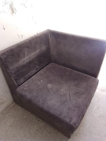 divan ofis: Künc oturacaq modulu – tünd boz rəngdə, parça üzlü. - Forma: 90° künc — 1
