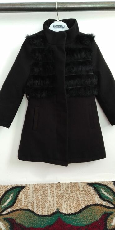 пальто зима: Пальто to be too 1000c. отличного качества. на 5 лет