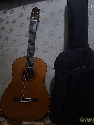 Классическая гитара Yamaha C40 + фирменный чехол Yamaha. Yamaha C40