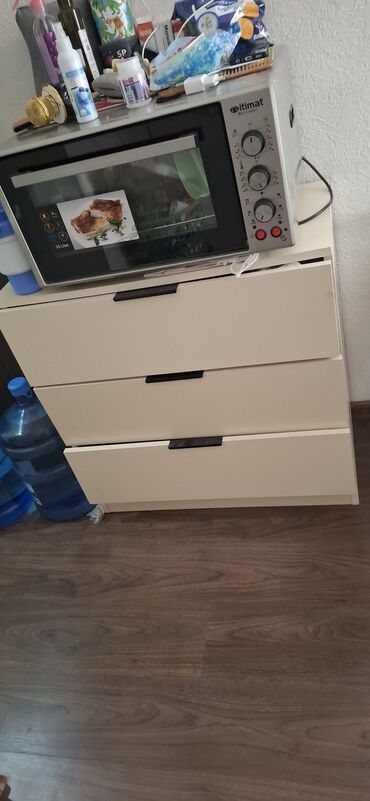 komod üçün döşəkcə: İşlənmiş, Güzgüsüz
