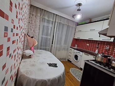 bina az gence: Kirayə verilir.işıqlı və zövqlü tərtibatlı mənzil - Geniş qonaq — 2