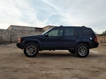 Jeep: Jeep Grand Cherokee: 3.6 l | 1993 il | 307000 km Ofrouder/SUV
