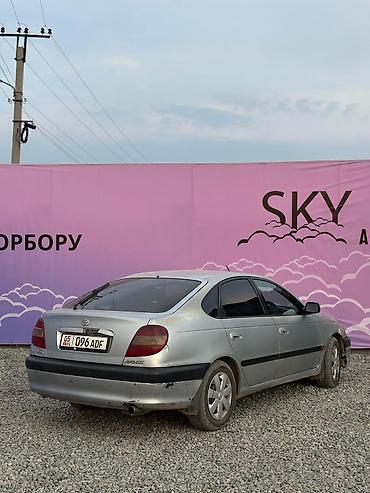 обмен на машину: Toyota Avensis: 2001 г., 2 л, Автомат, Бензин — 2