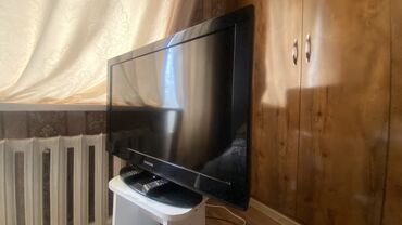 телевизор lg 42lk530: Продается отличный телевизор! Продаем в связи с переездом