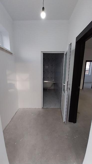 Продажа коттеджей и домов: Срочно продаю дом, с.Маевка, ул.Школьная-Веселая, участок 1,75 соток — 8