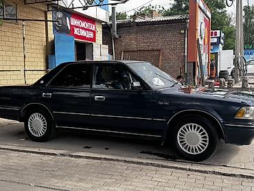 carina e: Toyota Crown: 1990 г., 2 л, Автомат, Бензин, Седан — 3