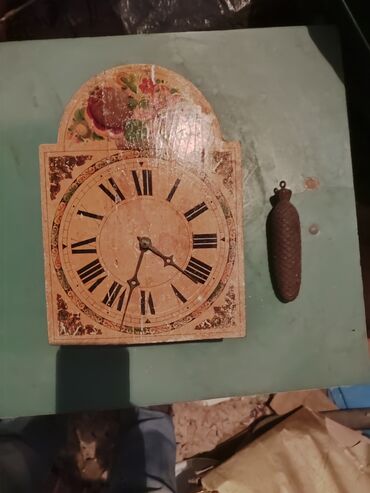 Art & Collectibles: Stari zidni sat dosta star