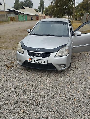 Kia Rio: 2010 г., 1.4 л, Механика, Хэтчбэк at lalafo.kg Kia Rio: 2010 г., 1.4 л, Механика, Хэтчбэк