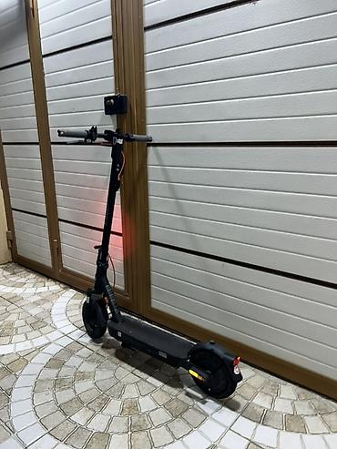 samokat az: İşlənmiş Elektrik samokat 7", 351 - 500 Vt, 16 - 25 km/s, Ödənişli çatdırılma, Ünvandan götürmə — 2