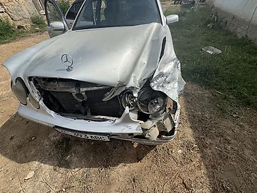 Скупка авто: Mercedes-Benz E‑Class (W210), седан, серебристый цвет. Автомобиль — 1