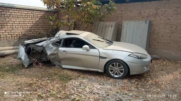 продаю шыны: Купе с передним приводом. Серебристый цвет, 3‑дверный кузов