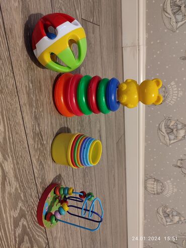 kinder surprise oyuncaqları: Inkişaf oyuncaqları