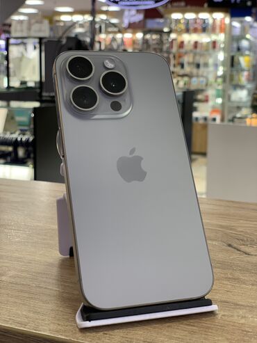 Apple iPhone: IPhone 15 Pro, Б/у, 512 ГБ, Natural Titanium, Защитное стекло, Кабель, Коробка, В рассрочку, 89 %