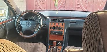 Mercedes-Benz E-Class: 1996 г., 2.2 л, Кол менен иштөөчү, Бензин, Седан — 7