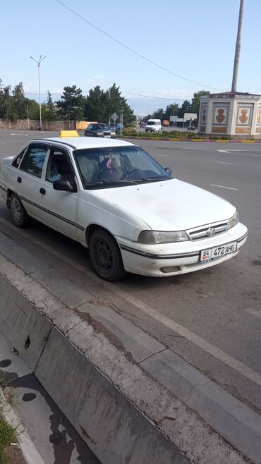 центральный замок авто: Daewoo Nexia: 1996 г., 1.5 л, Механика, Бензин, Хэтчбэк