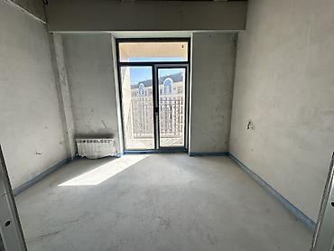Продажа коммерческой недвижимости: Продается квартира в ЖК Белгравия 80 кВ Евротрешка : 2 спальни, 2 — 7