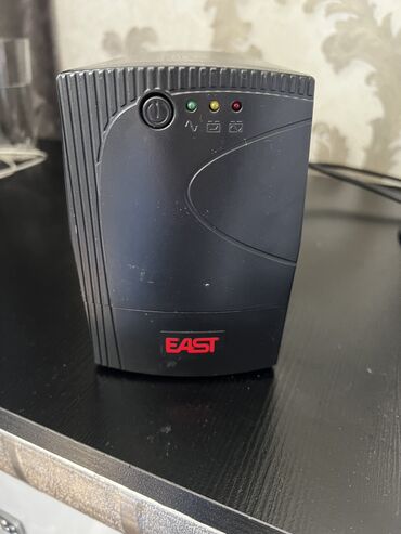 Modemlər və şəbəkə avadanlıqları: UPS 24 işləmir,zapçast kimi satilir